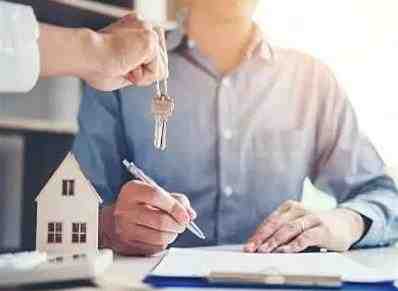 海外房产公司详解：海外房产投资是选择长久产权好还是分契产权好？