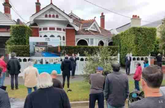 房市涨停的那一天，你会后悔么？