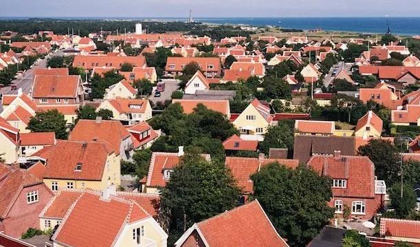 墨尔本2个区“仅隔一站路”房价相差逾$240万！