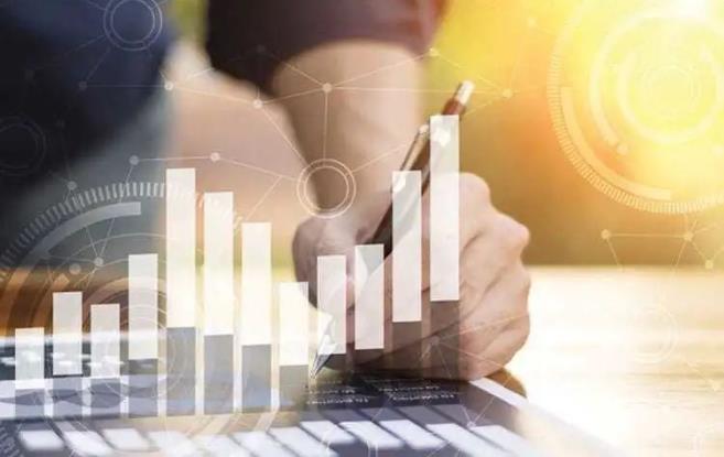 贷款购房终获批的可贷金额取决于合同价还是估价？