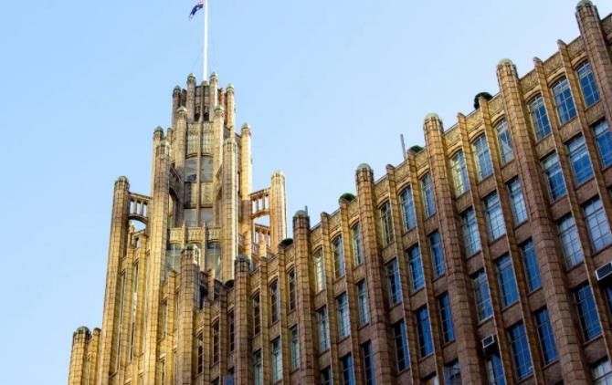 澳洲房产市场释放利好信号！移民大赦，未来澳洲每年23.5万人！4月加息或将暂停！