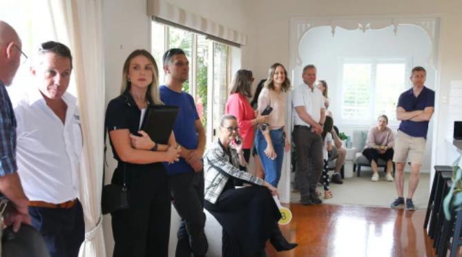 海外投资者回归，澳洲房地产获各地买家青睐